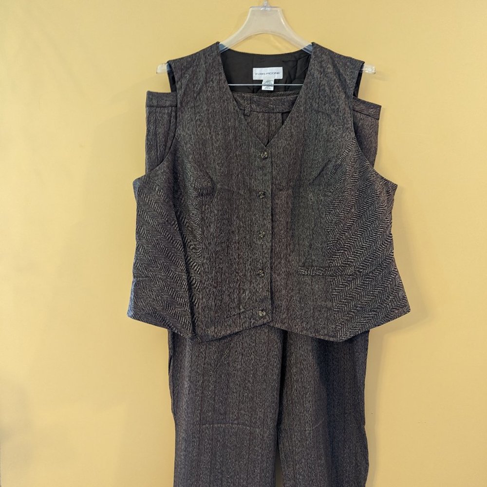 2 Piece Vest & Pant in Brown Heather